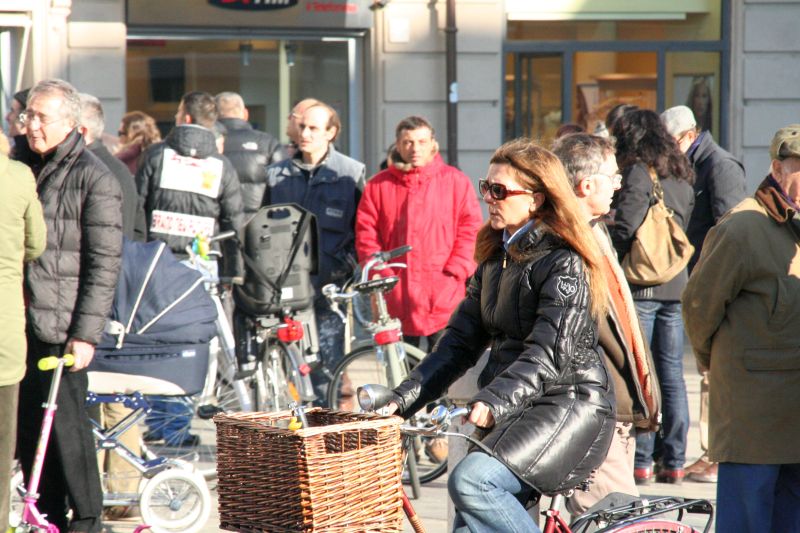 people045