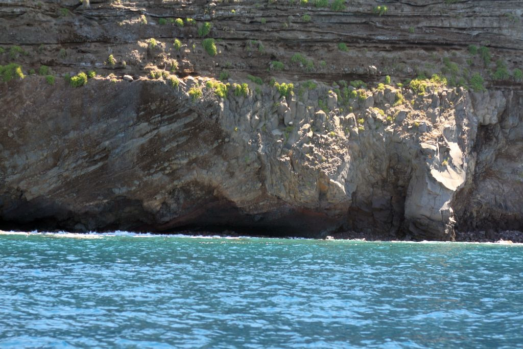 lato-roccioso-di-salina-img_0665