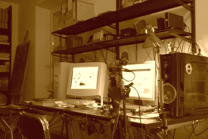 studio008