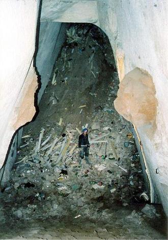 cave22