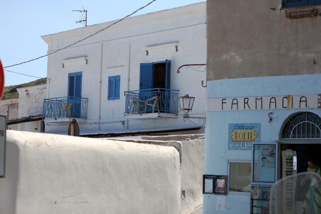 farmacia-e-casa-con-terrazzo-img_0308