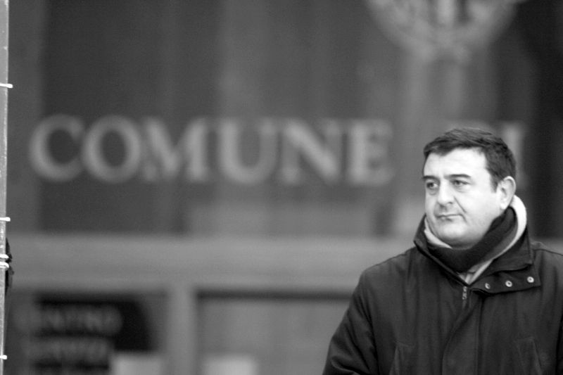 people084
