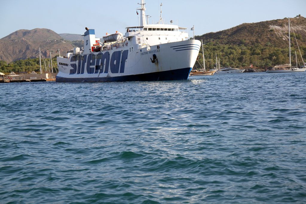traghetto-siremar-primopiano-img_0134
