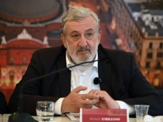 Il blitz della Regione sulla Fondazione Petruzzelli. Emiliano a sorpresa torna in Consiglio